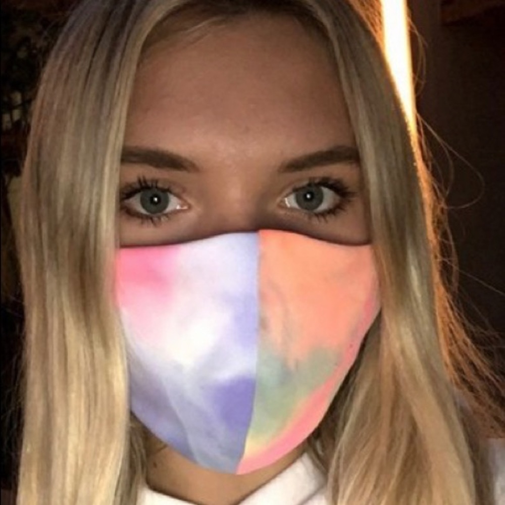 Girl’s Face Mask 😷